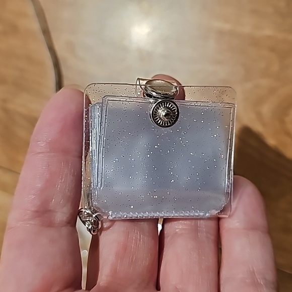 Nwt keycahin mini photo album clear glittery - Picture 3 of 5